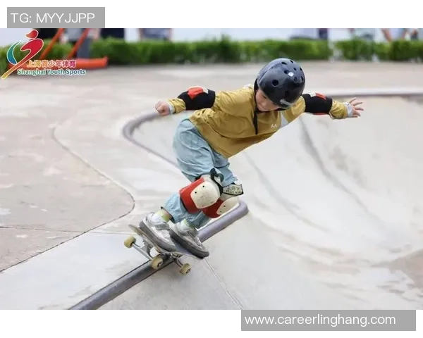 武汉滑板队在滑板节奏排行榜中荣获第六名展现实力与风采 武汉滑板队在滑板节奏排行榜中荣获第六名展现实力与风采